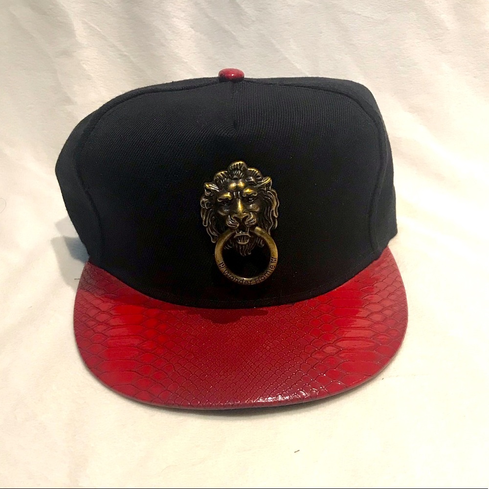 Red & Black 3D Lion Cap/Baseball Hat